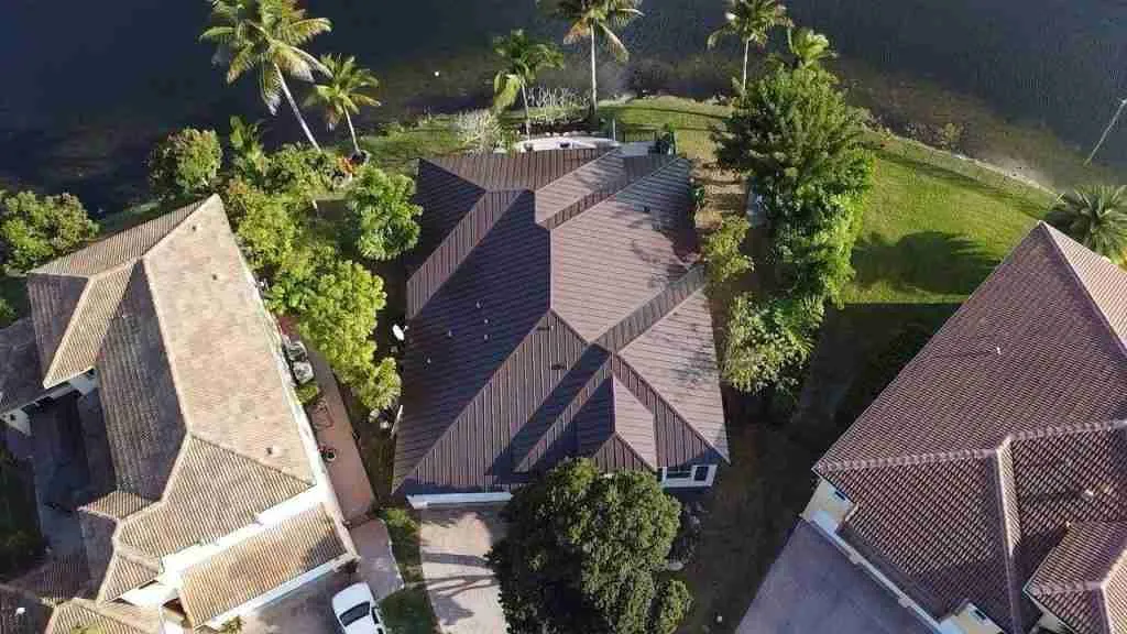 Jupiter Waterfront Home - roofing company palm beach